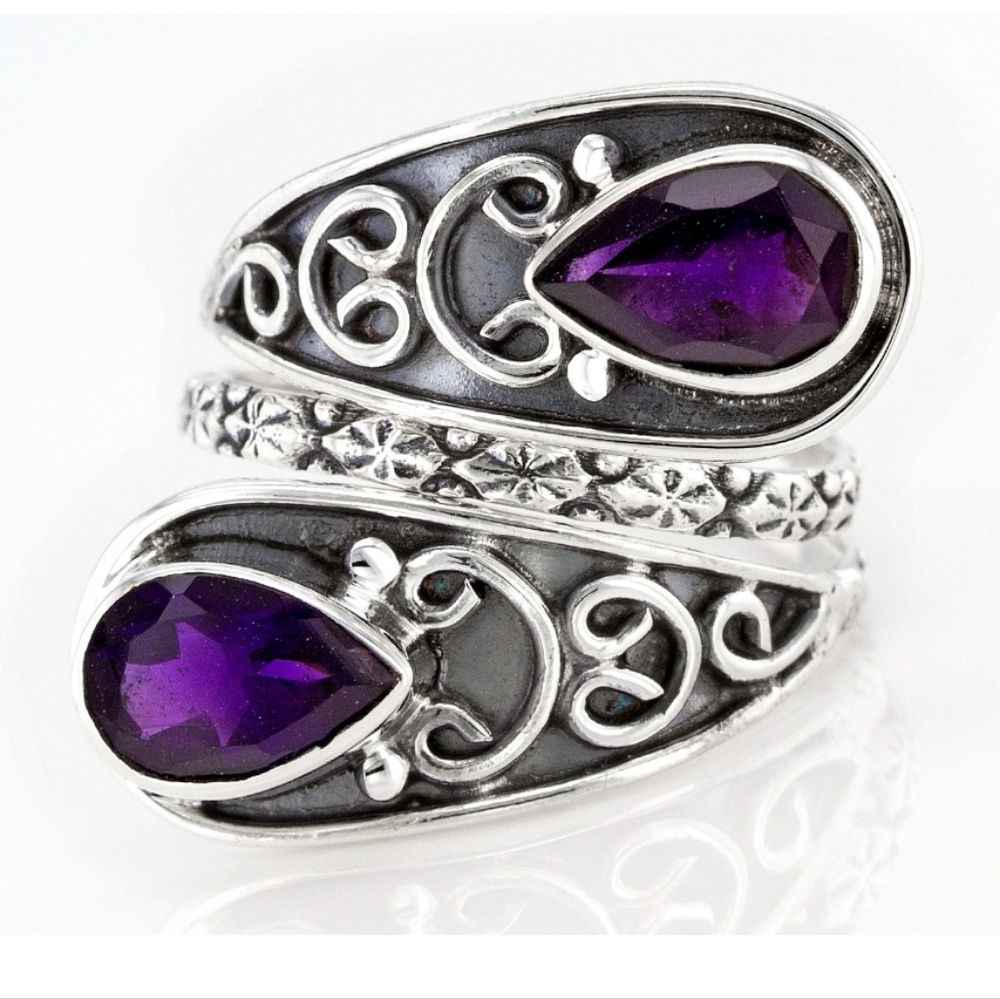 NWOT Stamped Sterling Silver Purple Faceted Pear Shaped Amethyst Ring